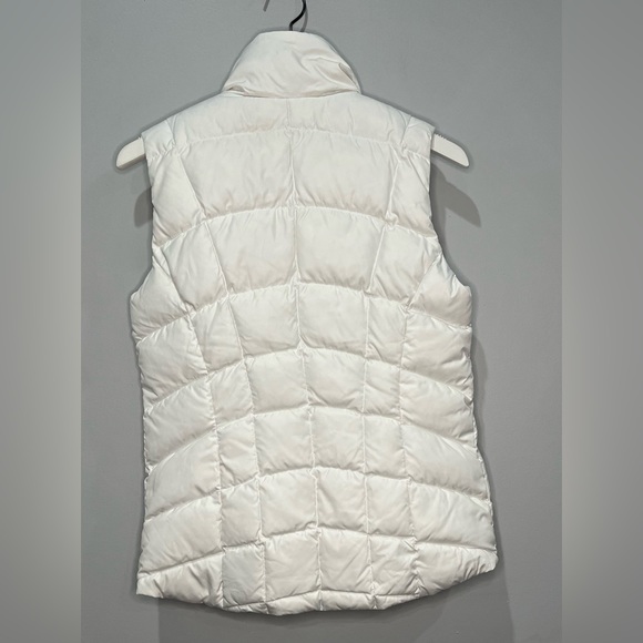 Eddie bawer Women's CirrusLite Down Vest - Picture 2 of 3